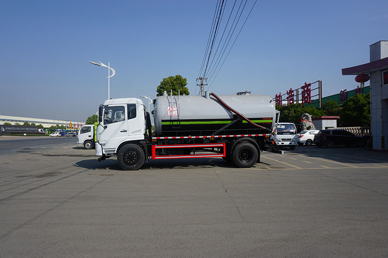 中洁牌XZL5186GXW6型东风吸污车