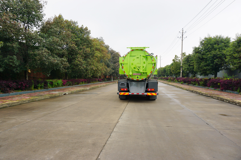 中洁牌XZL5250GQW6型清洗吸污车