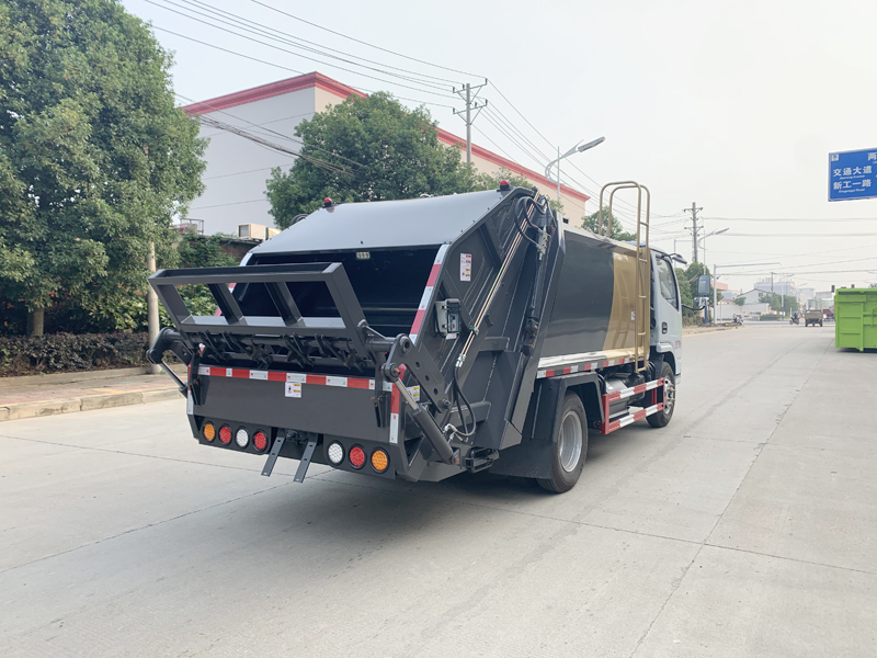 中洁牌XZL5070ZYS6型压缩式垃圾车