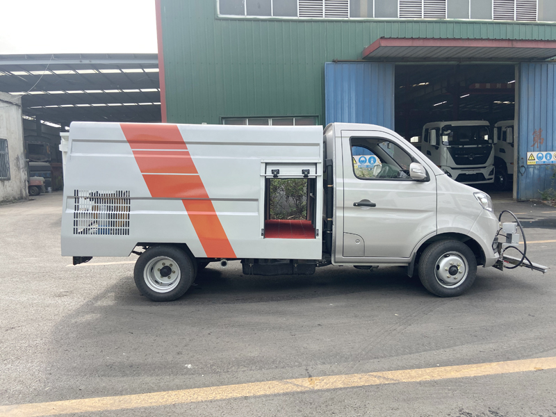 中洁牌XZL5032TYH6型路面养护车