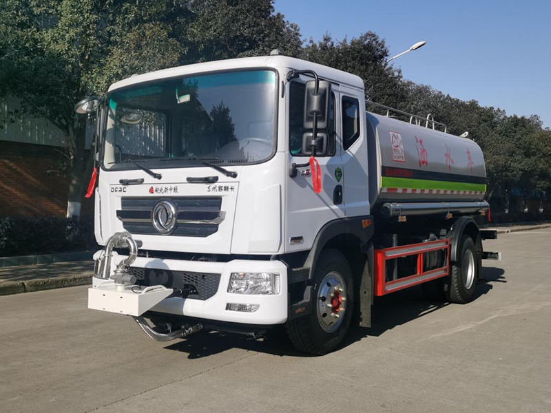 中洁牌XZL5160GSS6型洒水车