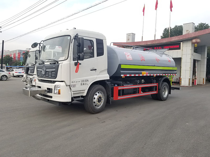 中洁牌XZL5182GSS6型洒水车