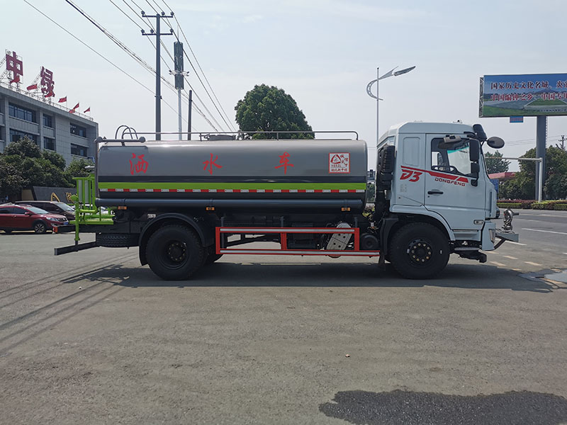 中洁牌XZL5183GSS6型洒水车