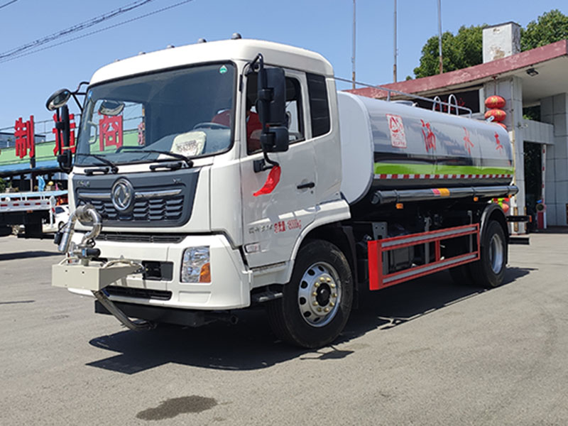 中洁牌XZL5184GSS6型洒水车