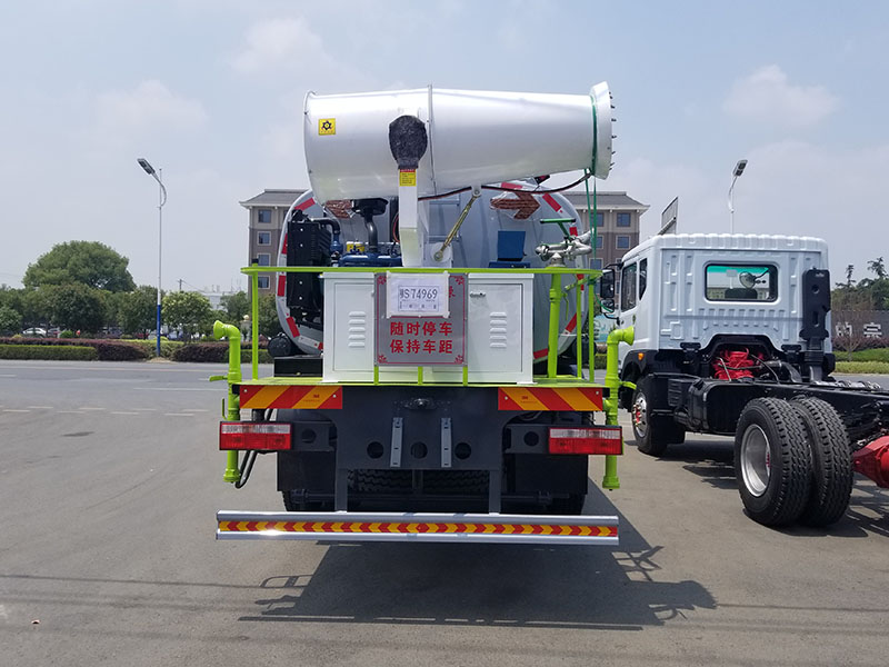 中洁牌XZL5180GPS6型绿化喷洒车