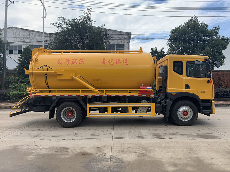 中洁牌XZL5180GXW6型吸污车