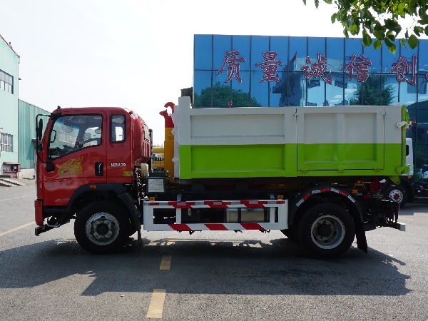 中洁牌XZL5148ZXX6型车厢可卸式垃圾车