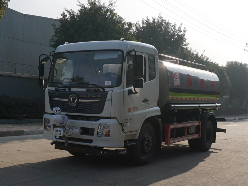 中洁牌XZL5166GSS6型洒水车