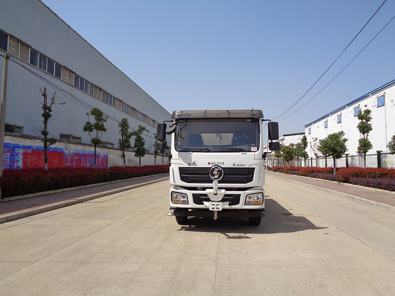 XZL5182GPS6型绿化喷洒车