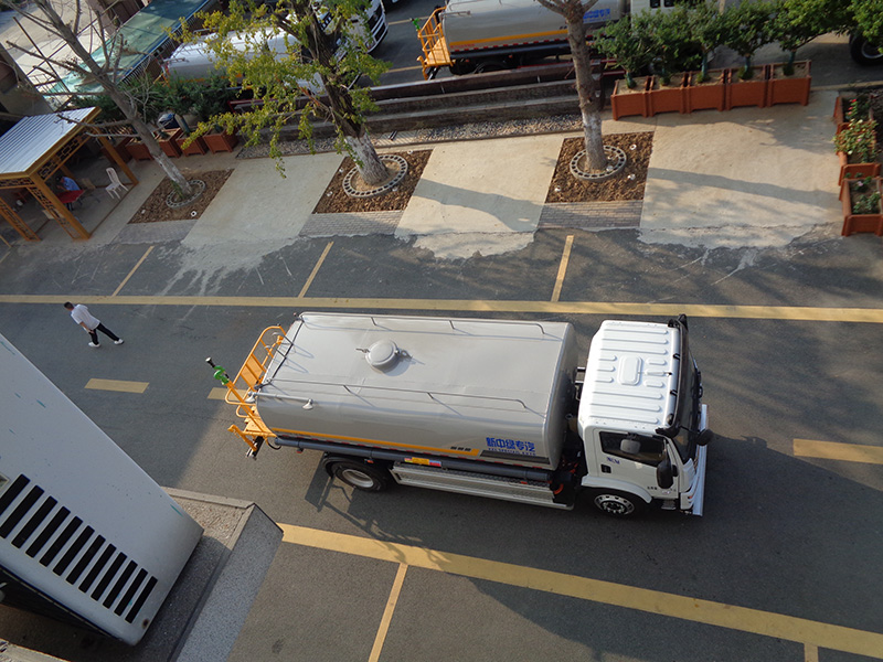 XZL5180GQXBEV型纯电动清洗车