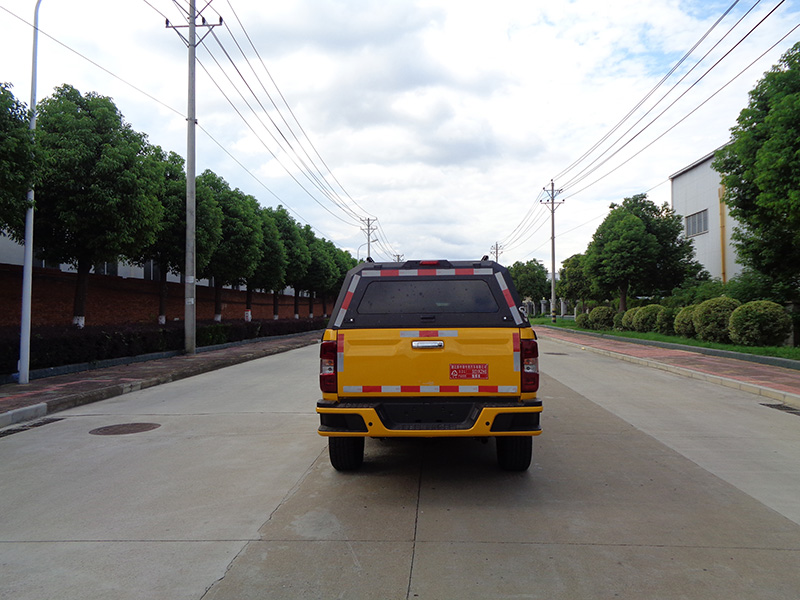 XZL5031XZH6型指挥车