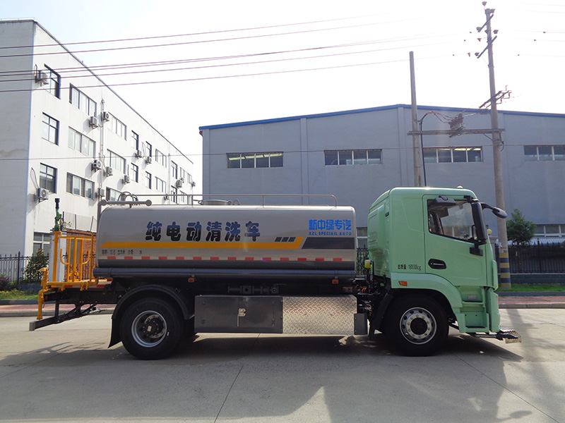 XZL5183GQXBEV型纯电动清洗车