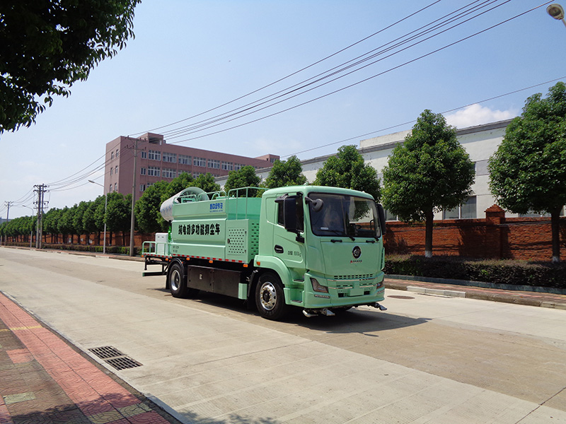 XZL5183TDYBEV型纯电动多功能抑尘车