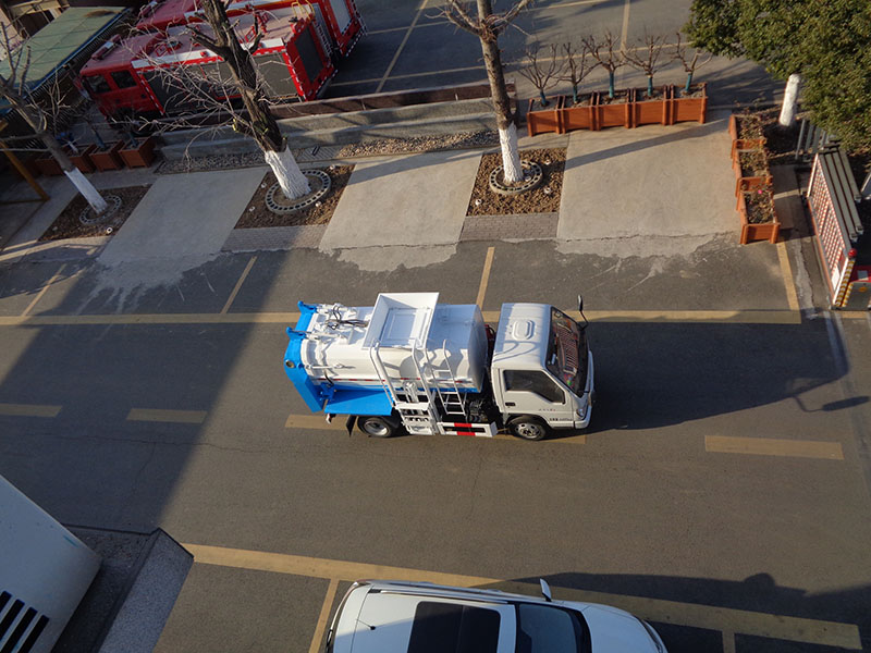 XZL5045TCA6型餐厨垃圾车