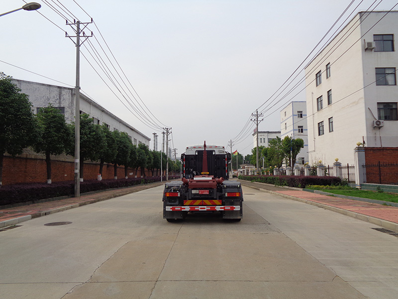 XZL5317ZXXBEV型纯电动车厢可卸式垃圾车