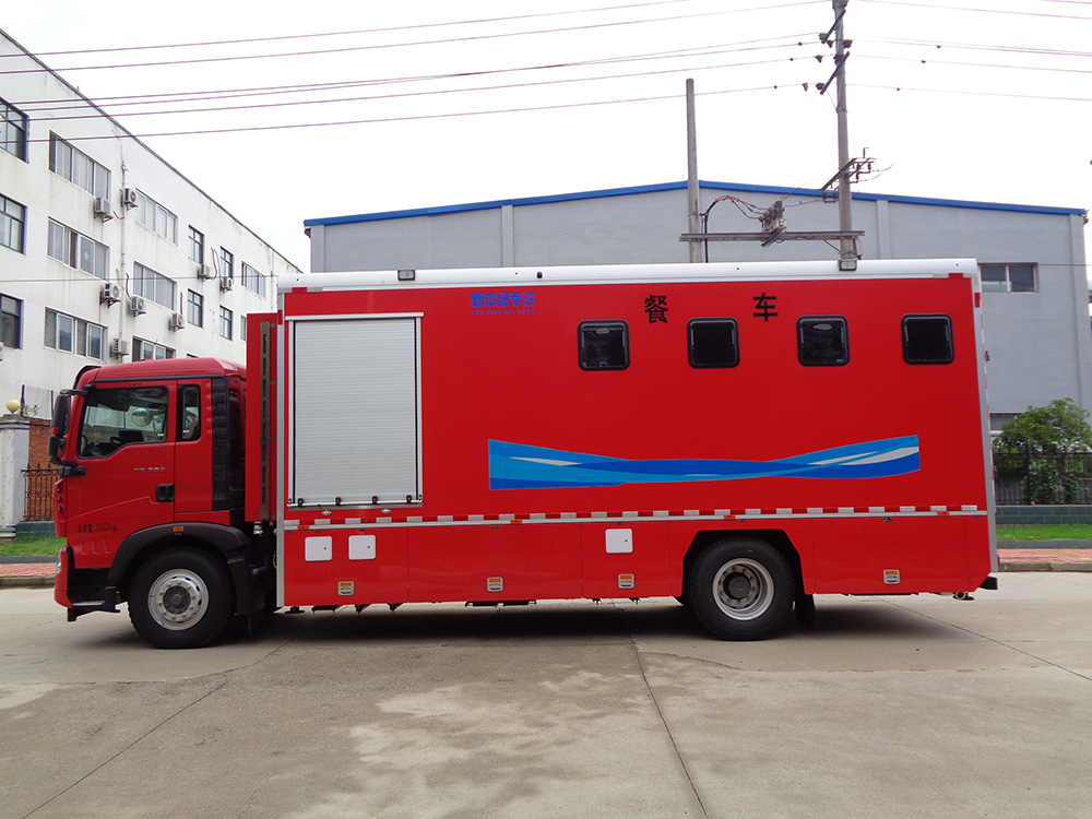 XZL5180XCC6型餐车