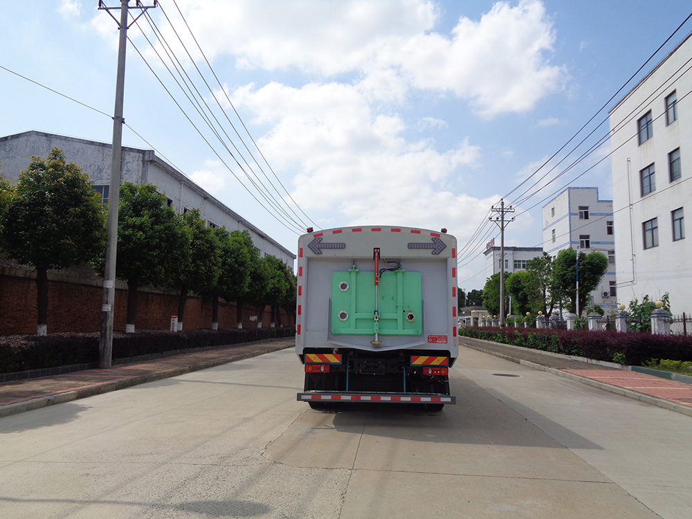 XZL5182TWQBEV型纯电动道路污染清除车