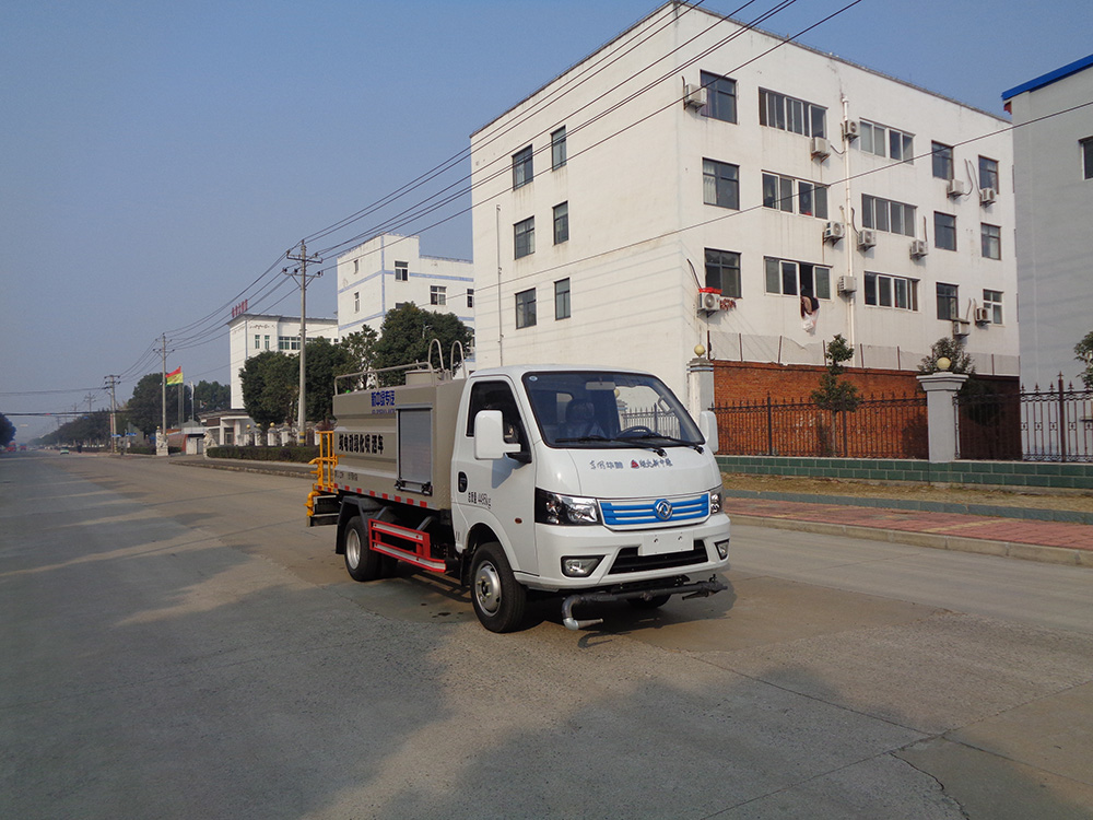 XZL5042GPSBEV型纯电动绿化喷洒车