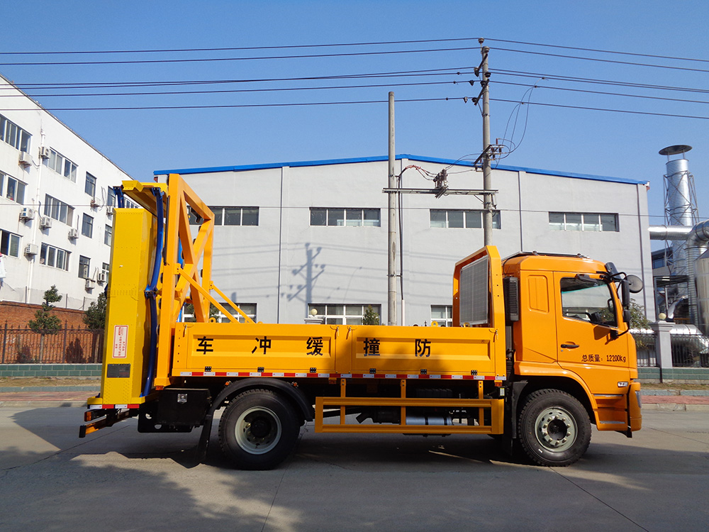 XZL5120TFZ6型防撞缓冲车