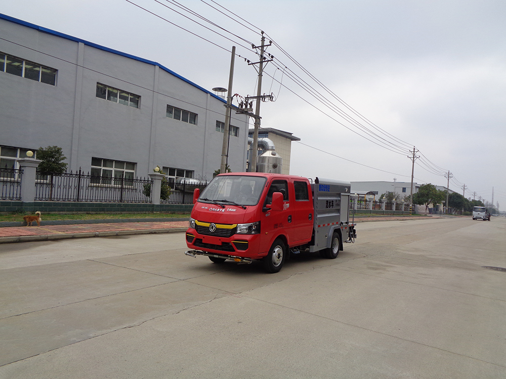 XZL5041GSS6型洒水车